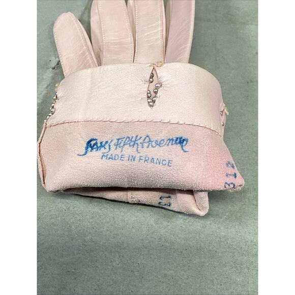 Saks Fifth Ave Wear Right Exclusive Real Kid Pink Women’s Gloves - 7.5 - France - Picture 8 of 11